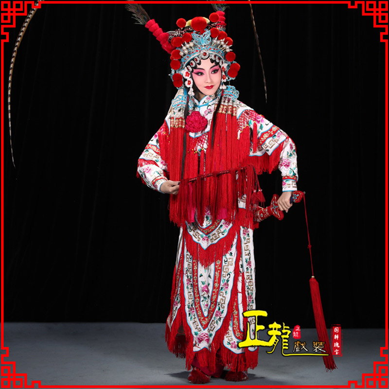 南溪刀马旦改容战父 软绉镶边女改良靠